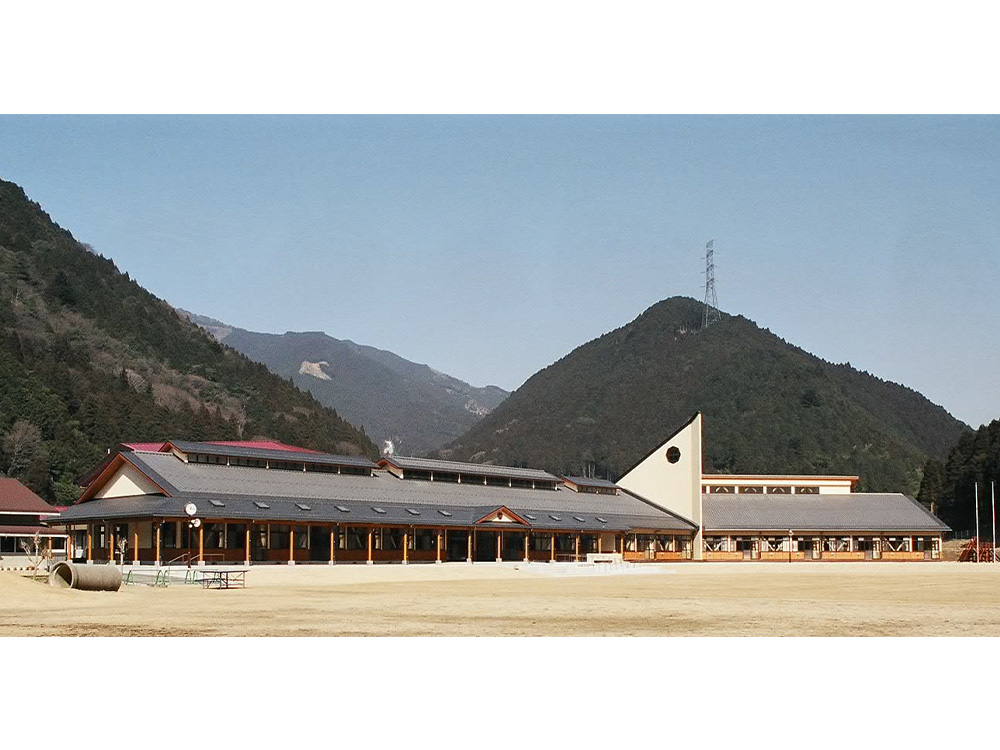 越知谷小学校